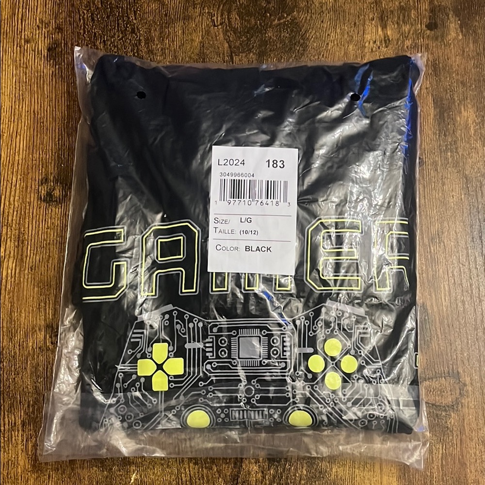 The Children's Place Black Long Sleeve Tee with Graphic Design